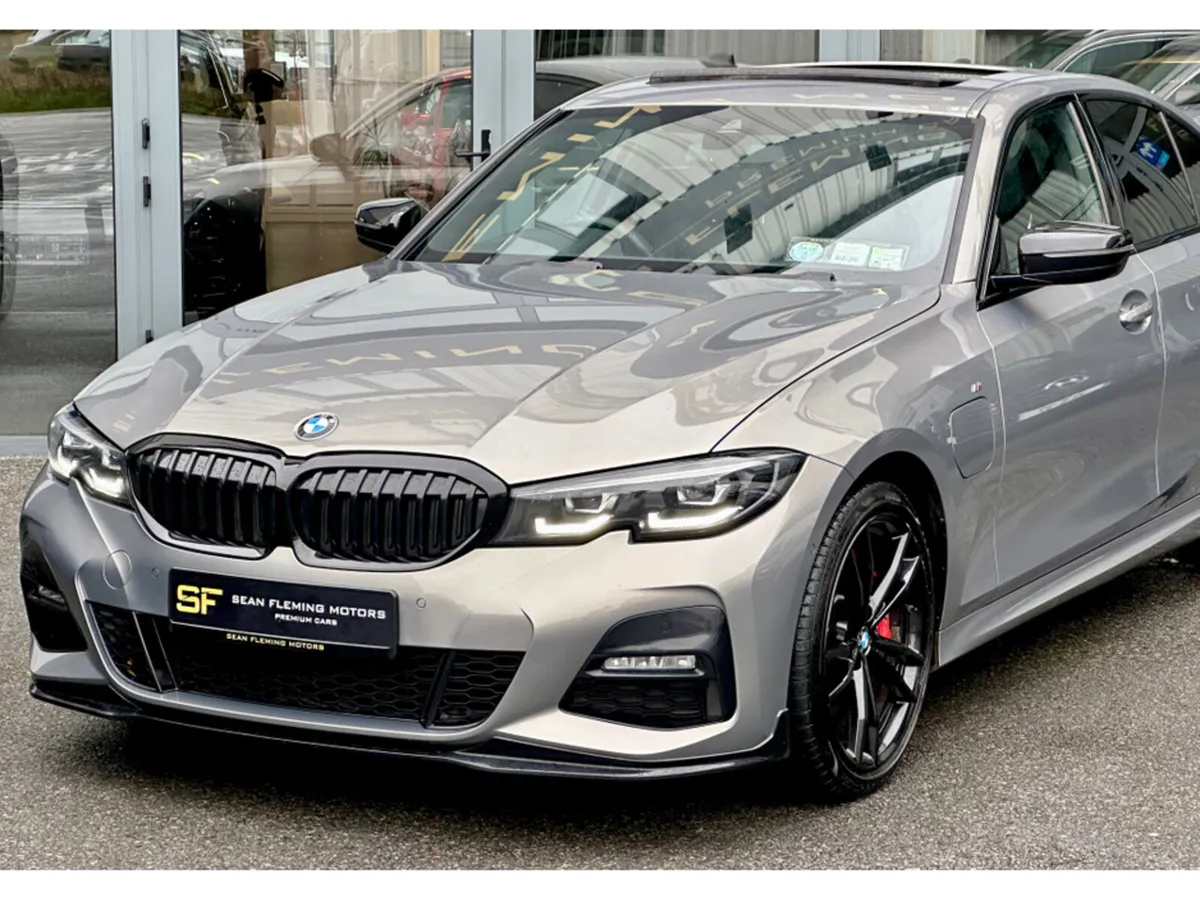 BMW 3-Series 330E *AUTO *M SPORT *SUNROOF - Image 3