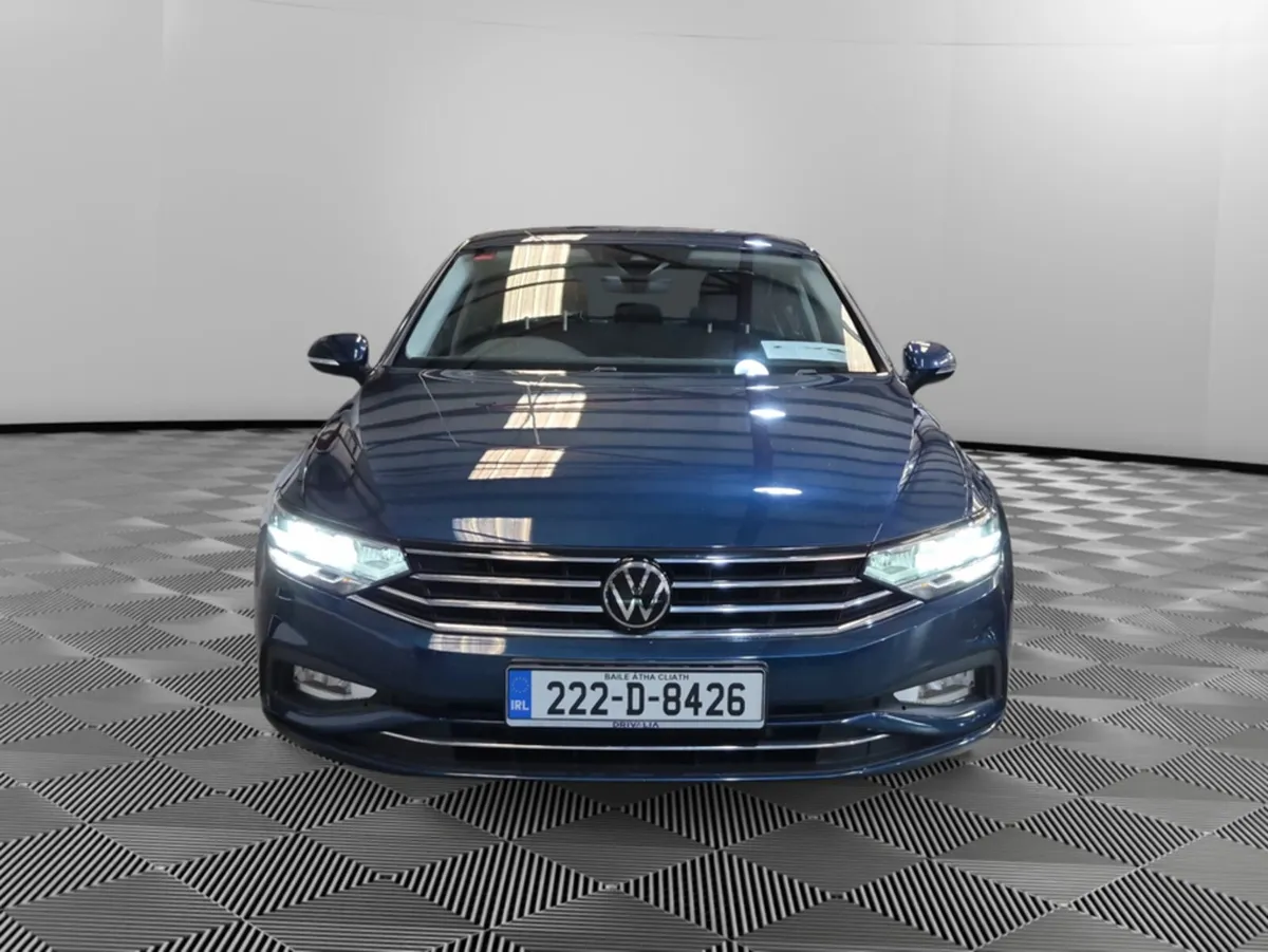 Volkswagen Passat BUSINESS 2.0 TDI MANUAL 6SPEED F - Image 2