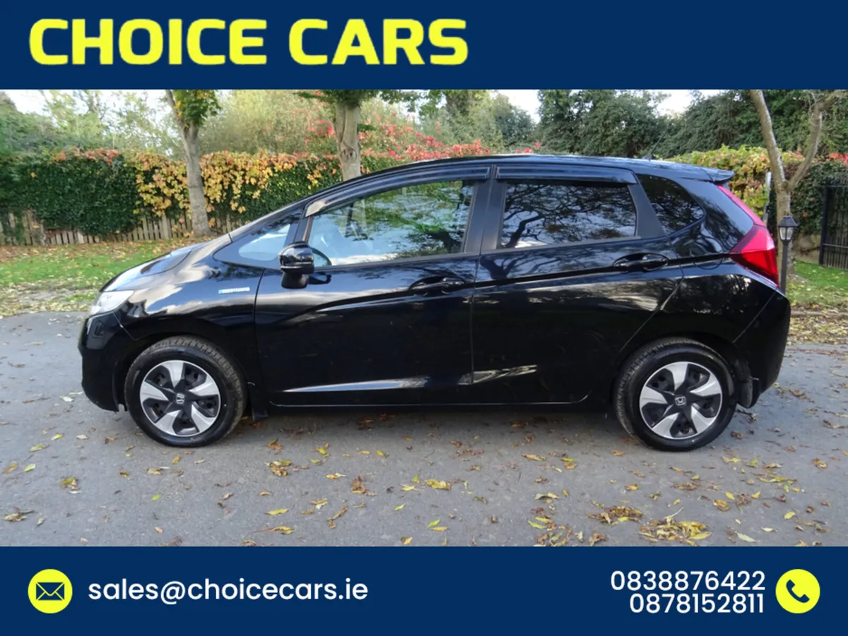 Honda Fit 1.5 AUTO L SPEC - Image 3