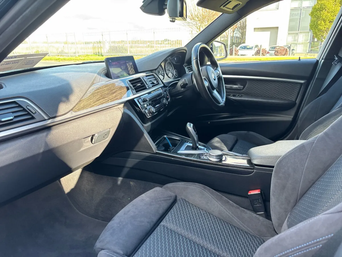 BMW 3-Series 2.0L Petrol Plug-In Hybid Automatic M - Image 3