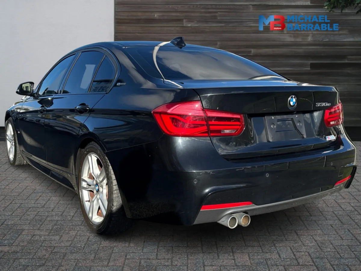 BMW 3-Series 2.0L Petrol Plug-In Hybid Automatic M - Image 4