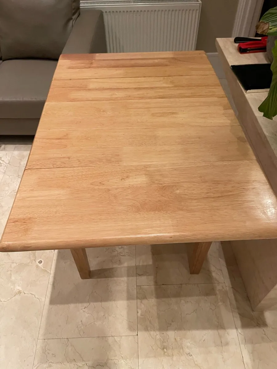 As New - 1.5 - 3.5 Foot Extendable Kitchen Table - Image 4