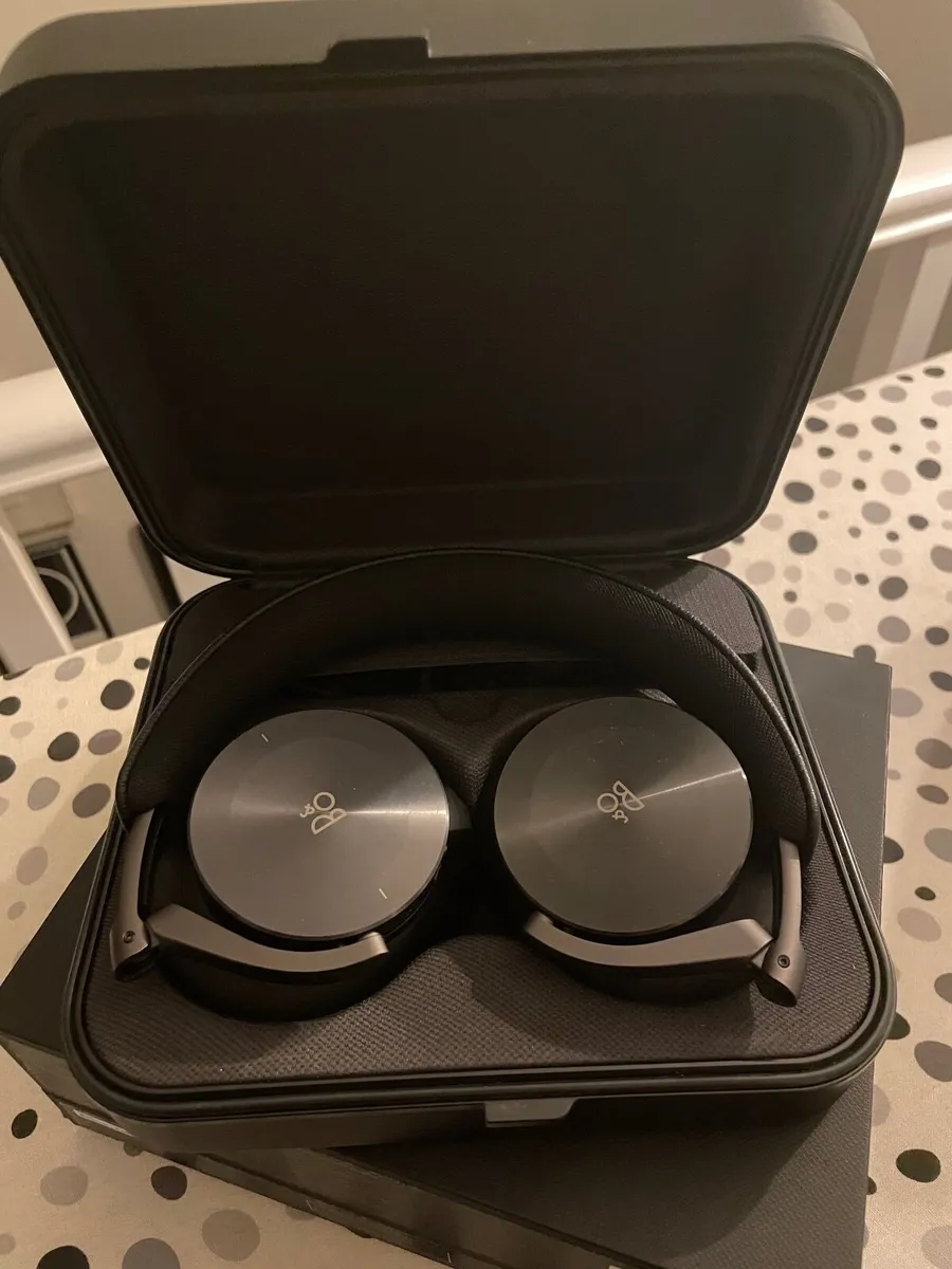 Bang & Olufsen H95 Beoplay Headphones - Image 1