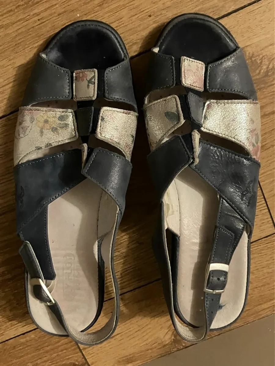 Ladies Sandals - Image 2