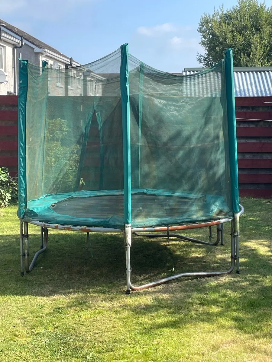 Trampoline