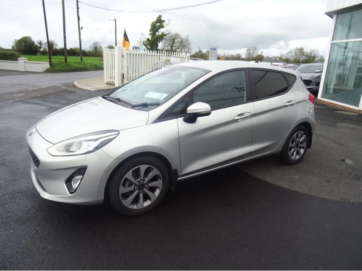 Ford Fiesta CONNECTED 5DR 1.0T 95 - Image 4