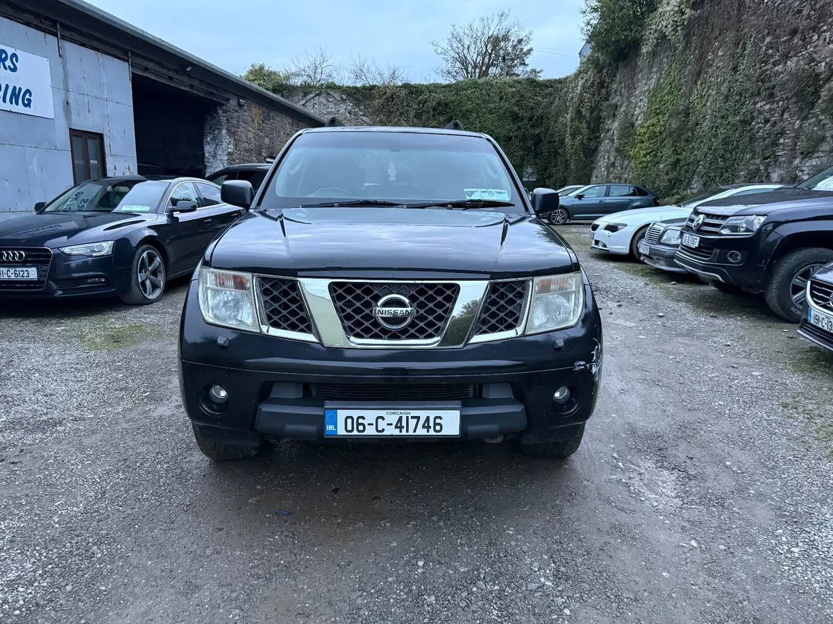 06 NISSAN PATHFINDER 2.5 4x4 FRESH DOE!!! - Image 2