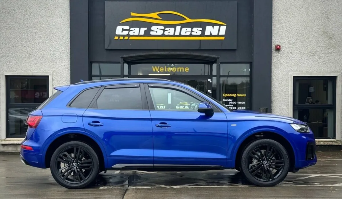 2.0 TDI 40 S line SUV 5dr Diesel S Tronic quattro - Image 3