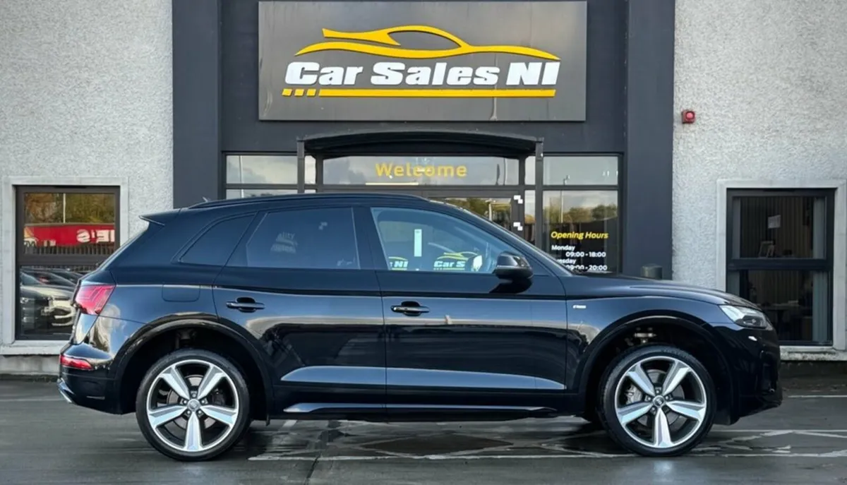 2.0 TDI 40 S line SUV 5dr Diesel S Tronic quattro - Image 3