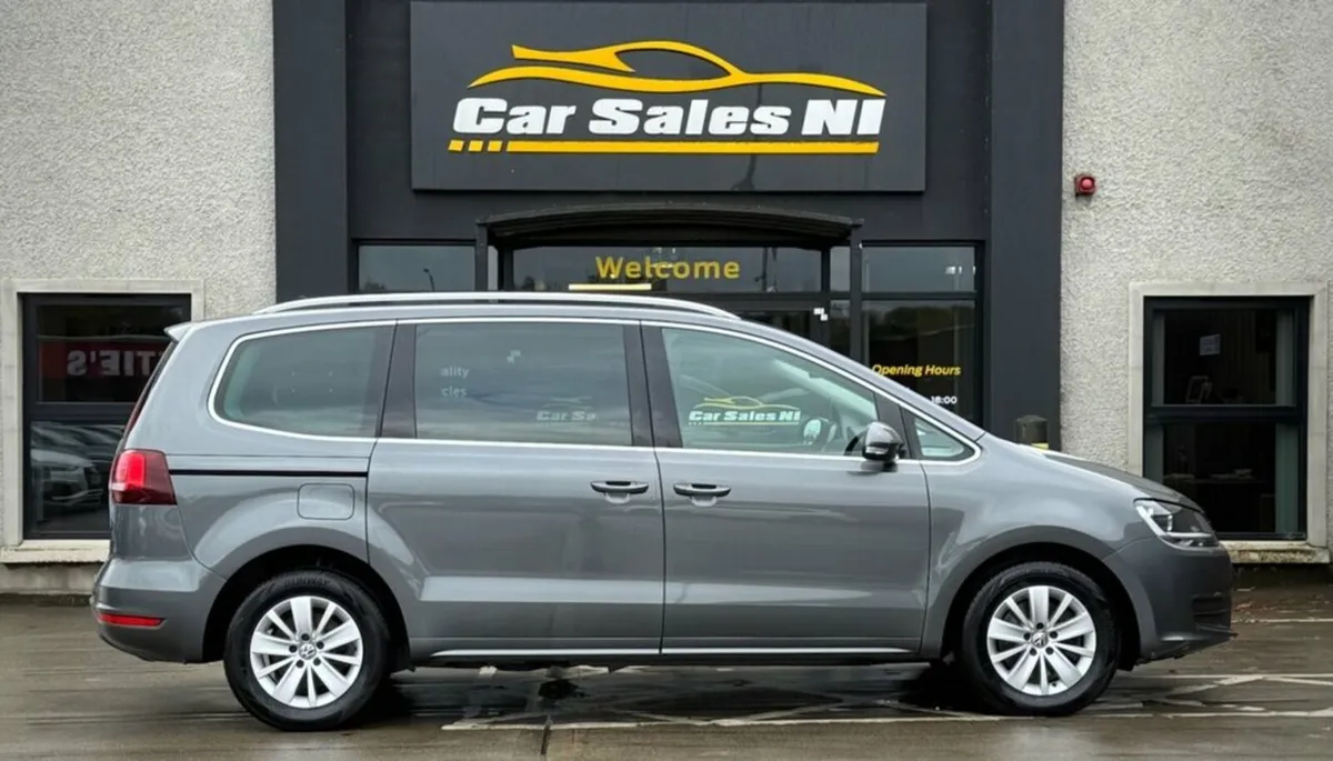 2.0 TDI SE Nav MPV 5dr Diesel Manual Euro 6 (s/s) - Image 3