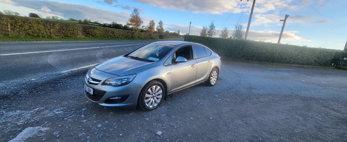 Fantastic value  2015 Astra long NCT +Tax - Image 4