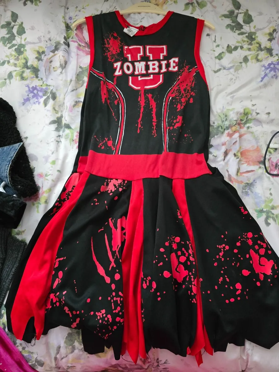 Girls halloween costume - Image 1