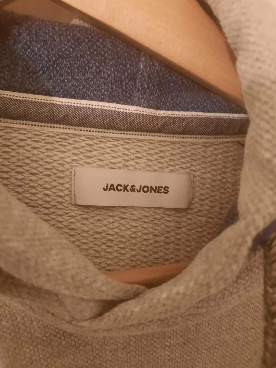 Jack & Jones hoodie - Image 4