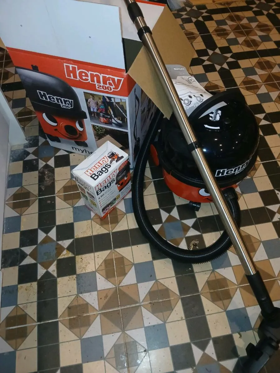 Hoover - Image 2