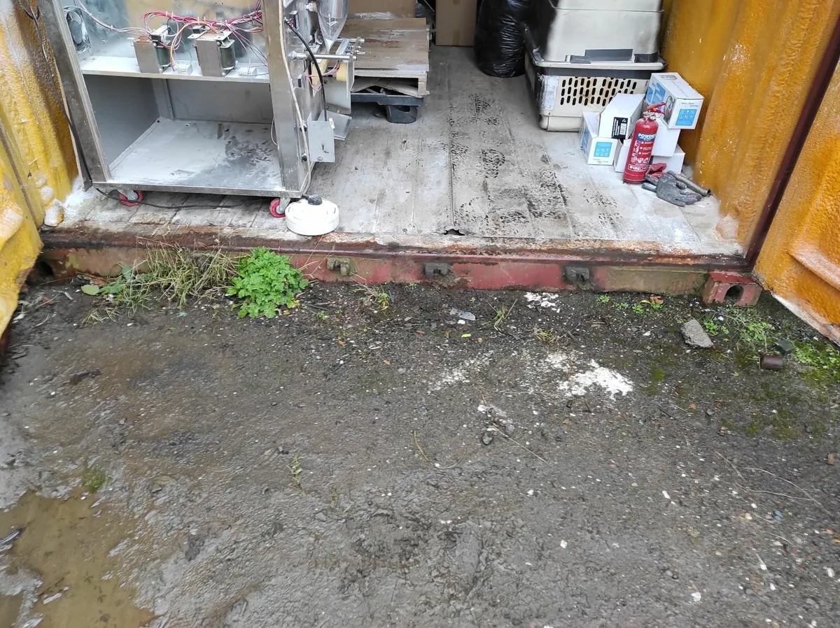 Insulated 20ft Steel Storage Container - Image 4