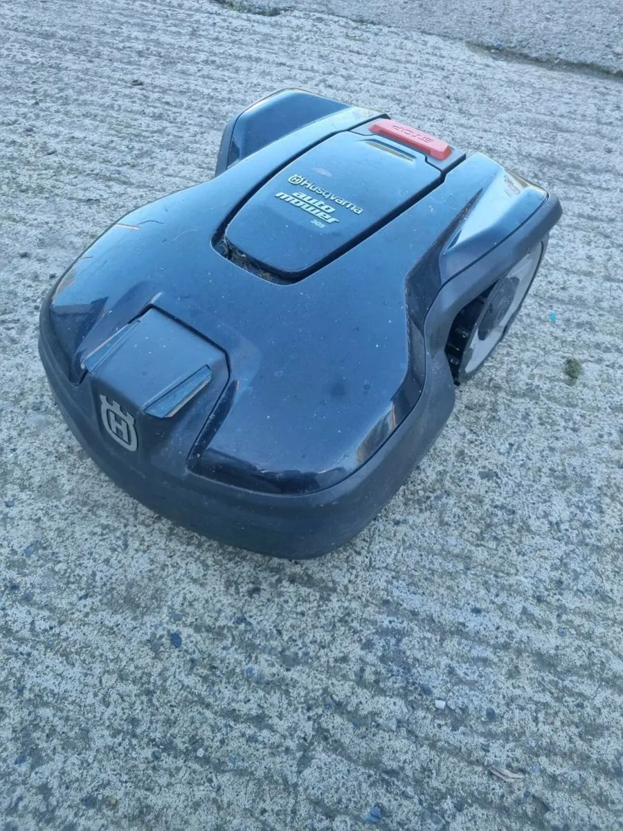 Husqvarna mower - Image 1