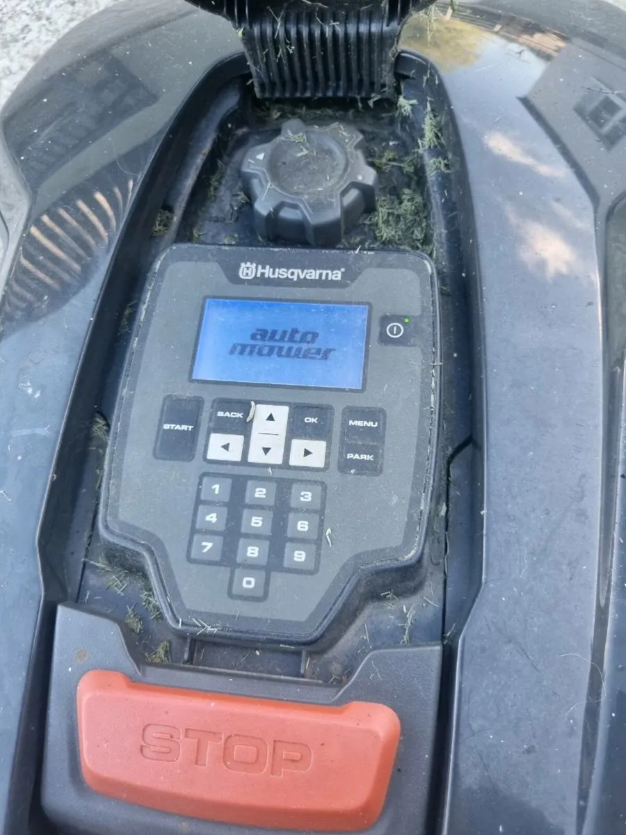 Husqvarna mower - Image 3