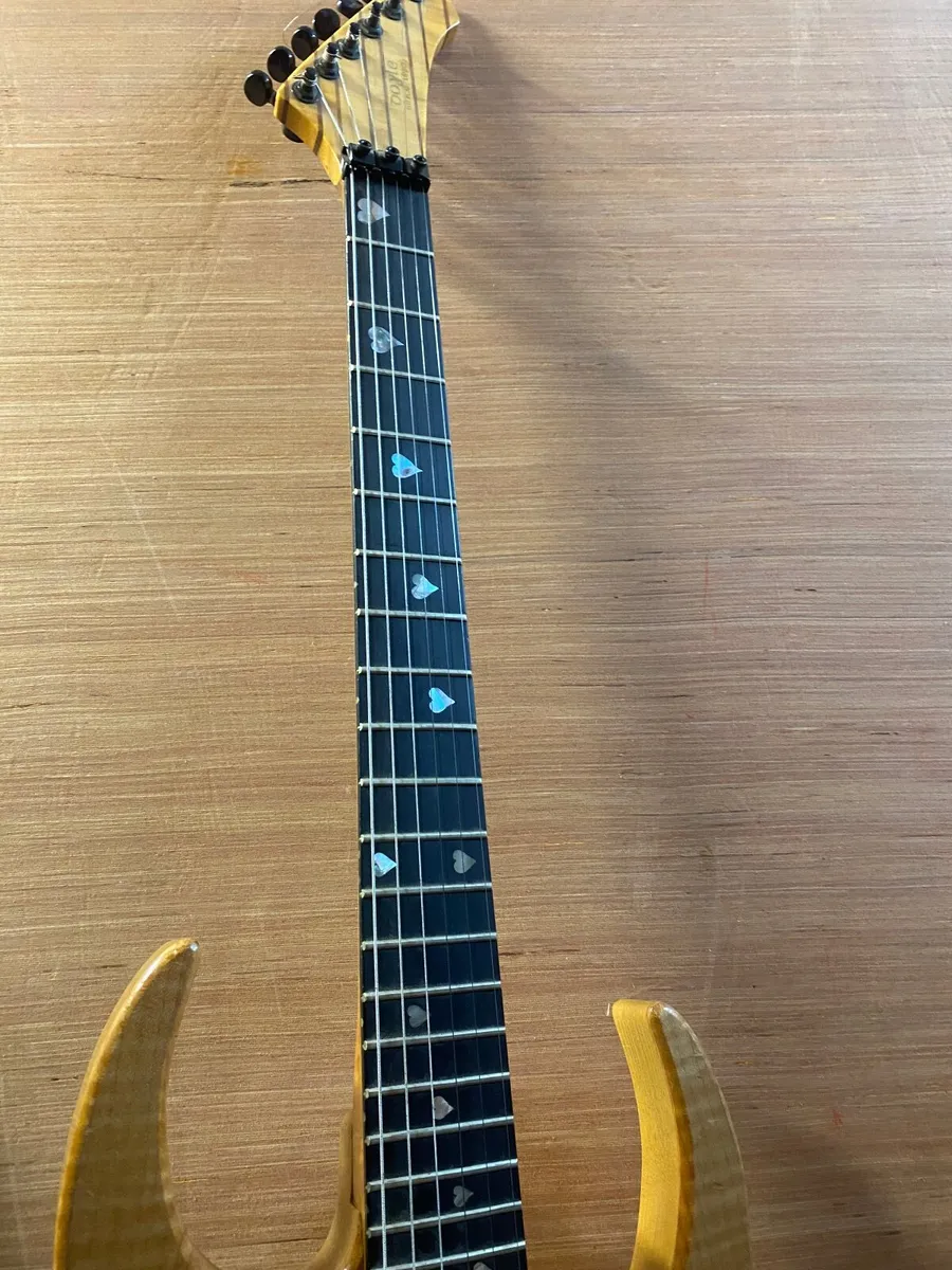 Electric guitar - Image 3