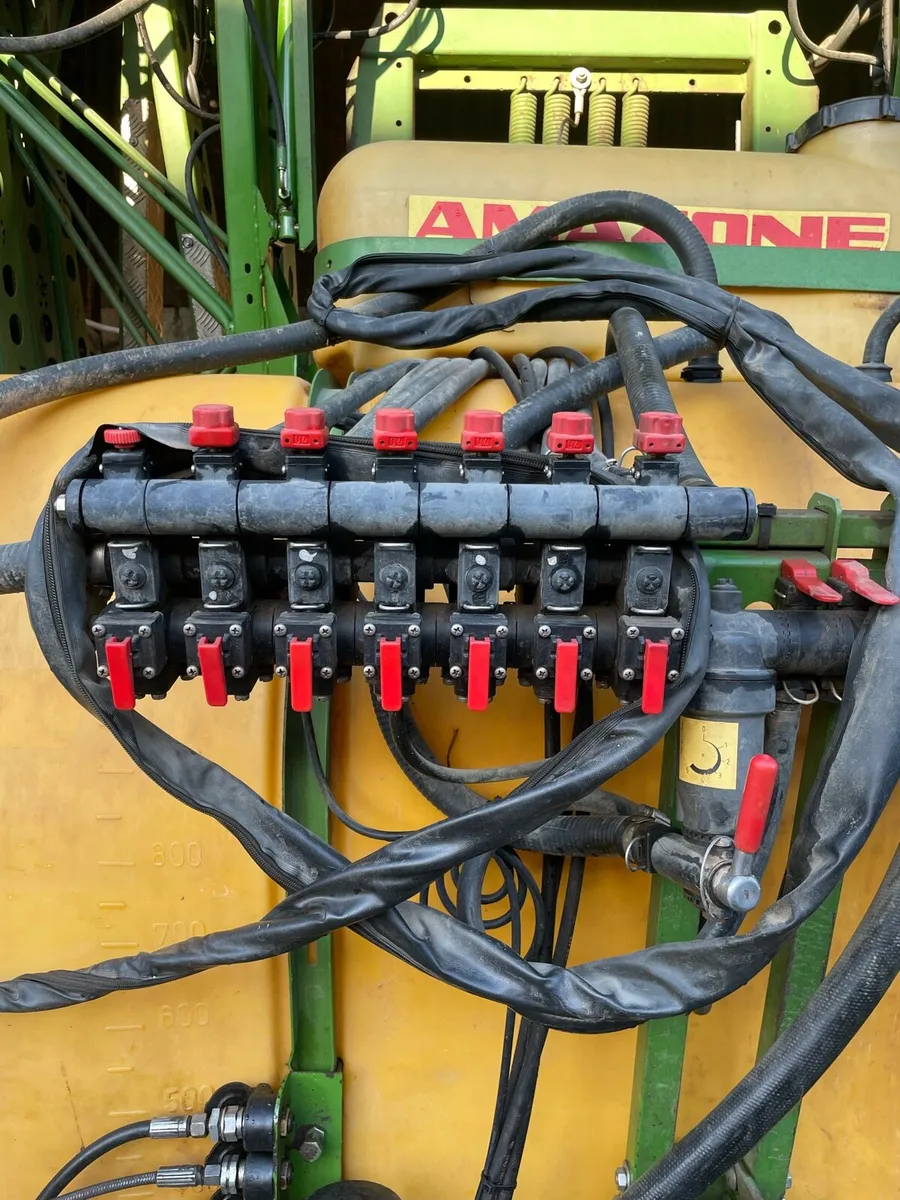 Amazone UF 1200 - Image 2