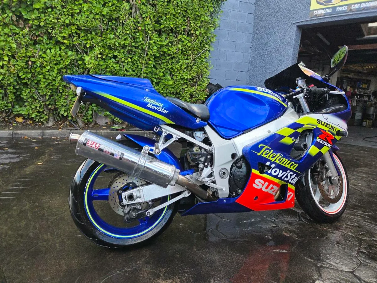 SUZUKI GXS_R ABSOLUTELY MINT 2001 - Image 2