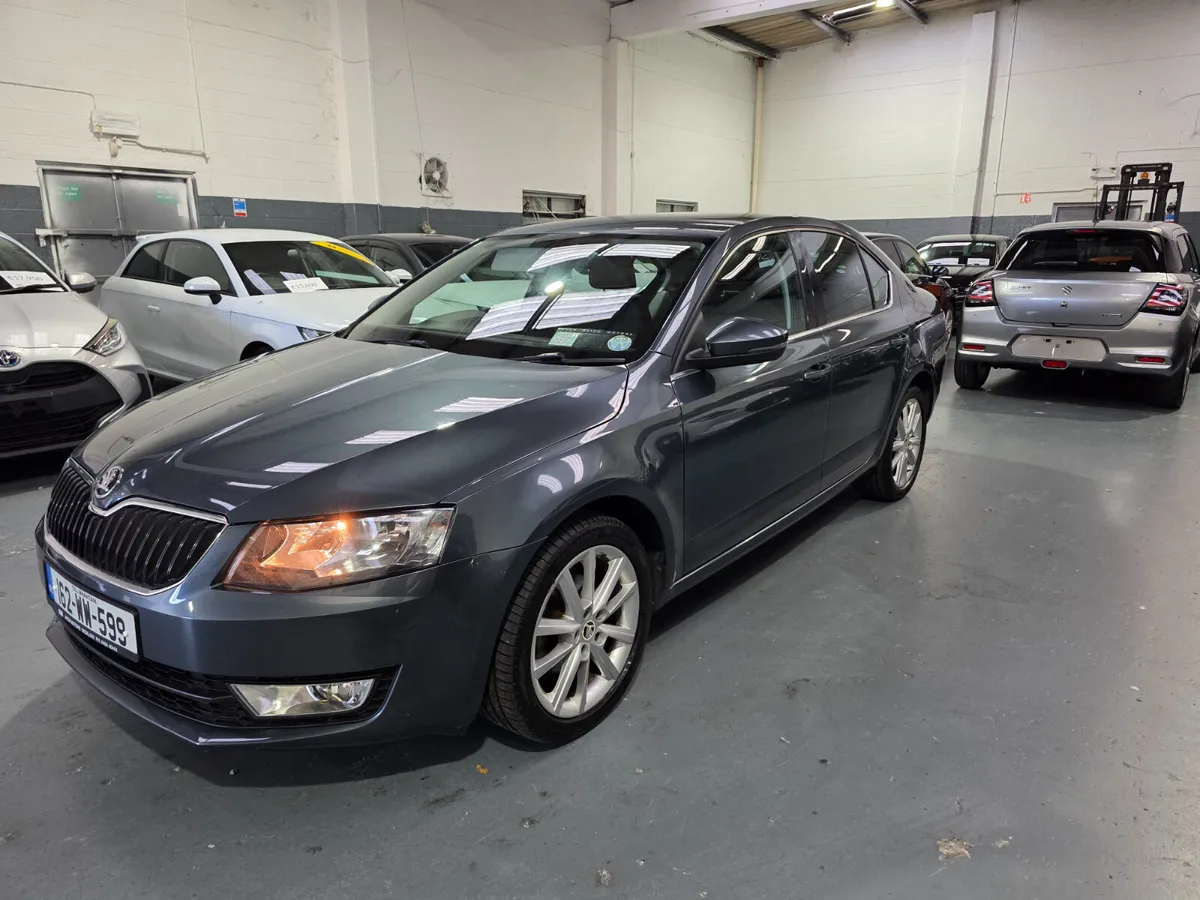 Skoda Octavia 2016 Diesel Auto Low Mileage - Image 3