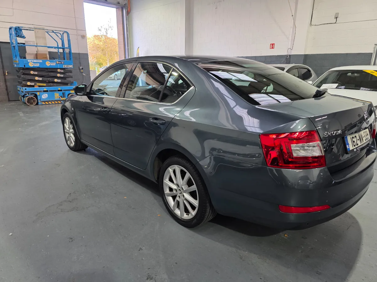 Skoda Octavia 2016 Diesel Auto Low Mileage - Image 4