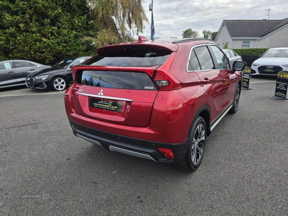 Mitsubishi ECLIPSE CROSS Exceed - Image 4