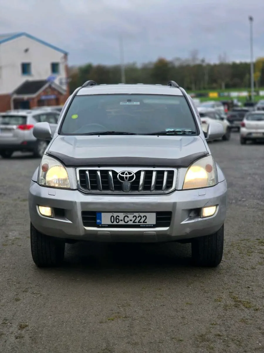 Toyota land cruiser cvrt and tax 7750€ - Image 2