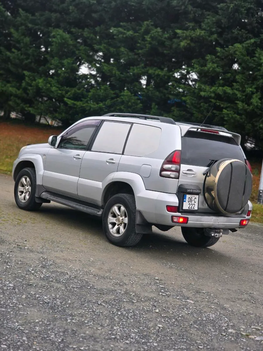 Toyota land cruiser cvrt and tax 7750€ - Image 4