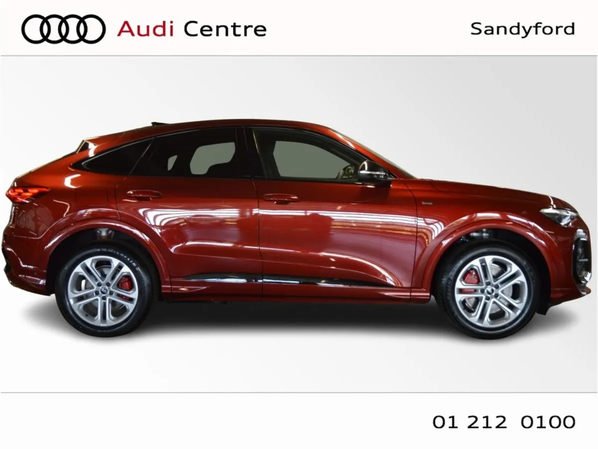 Audi Q5 Sporback E-hybrid Quattro S-line 220 KW - Image 2