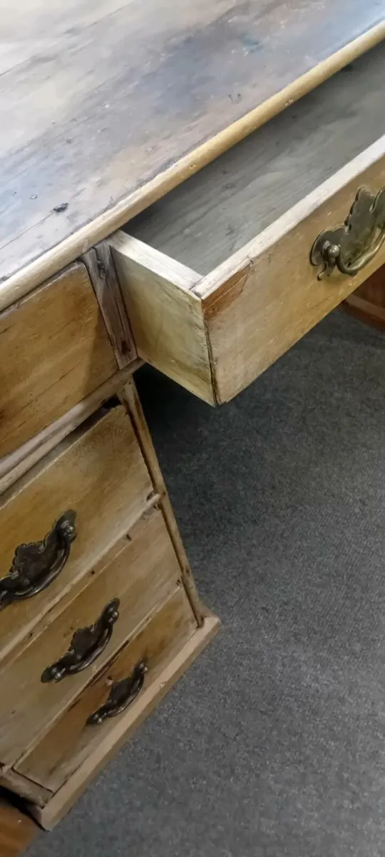Victorian Pine Office Desk - Image 3