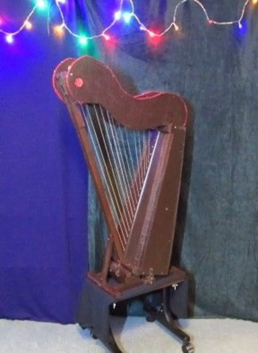 Enchanting Baby Harp - Image 4