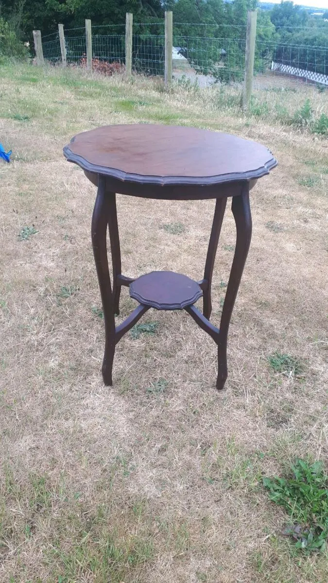 Ocassional Table - Image 2