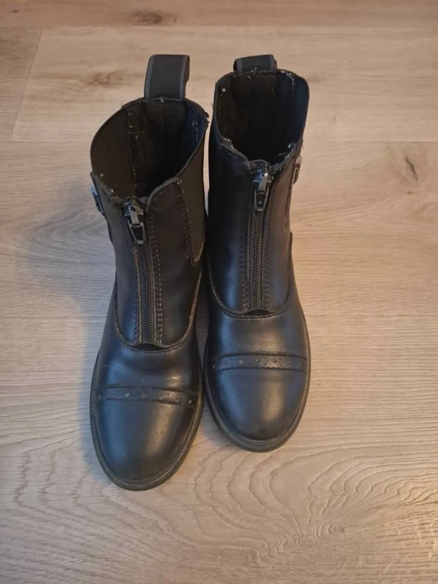 Horseriding  boots - Image 1
