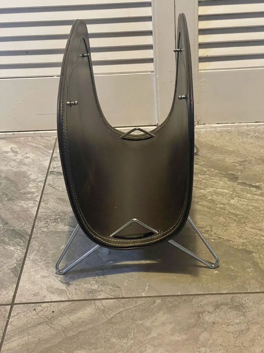 Mid century magazine rack - Image 2