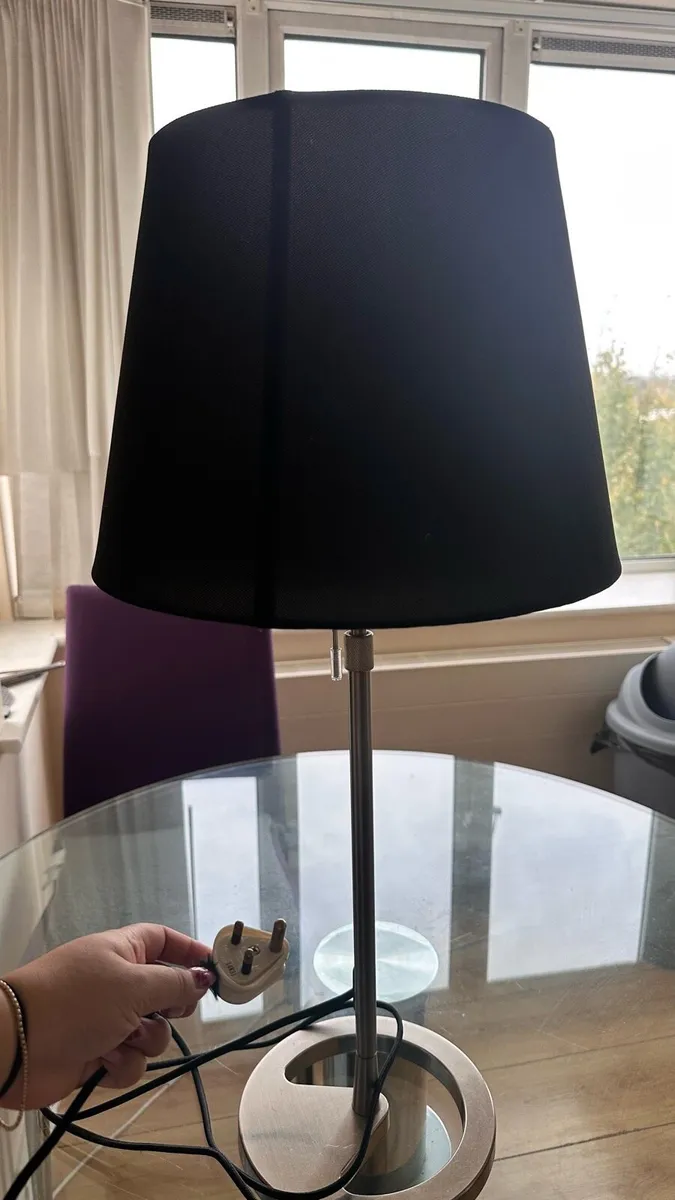 Black lamp