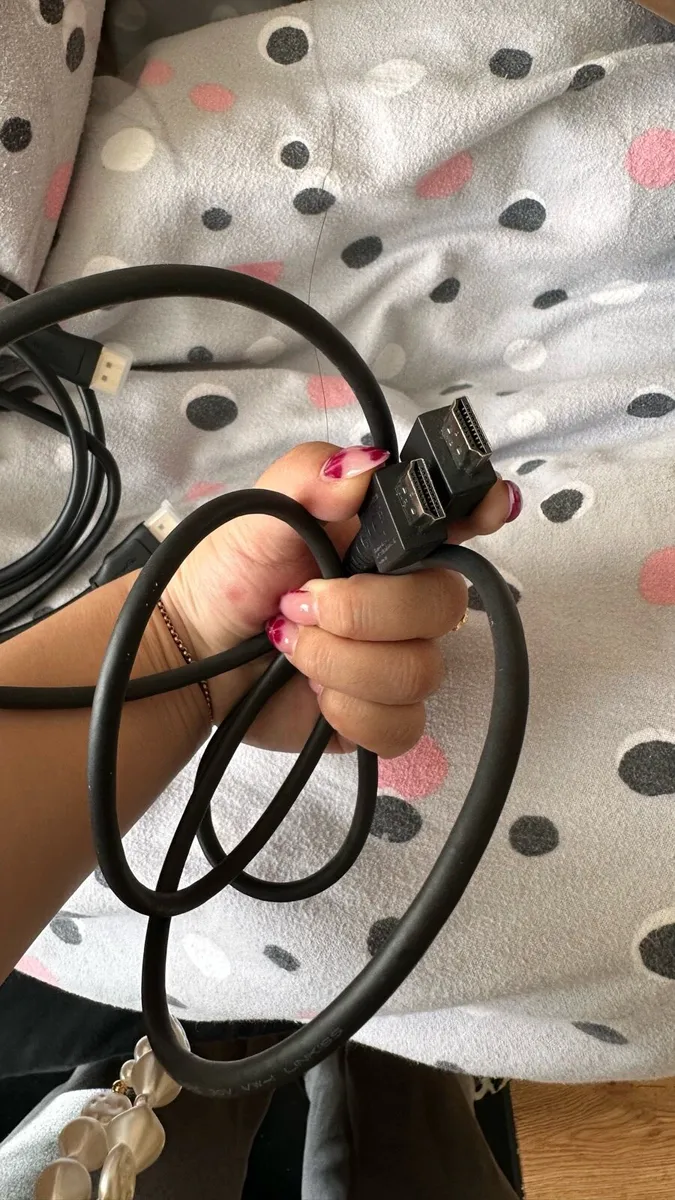HDMI cable - Image 1