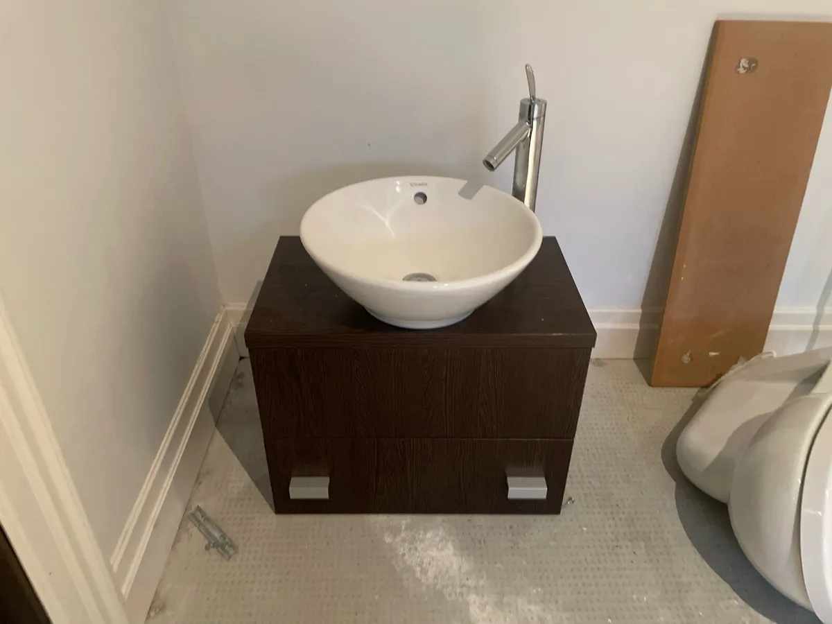 Vanity unit