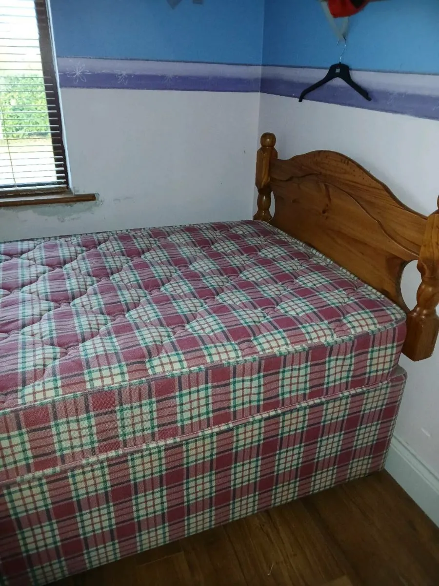 Single Bed - Image 2