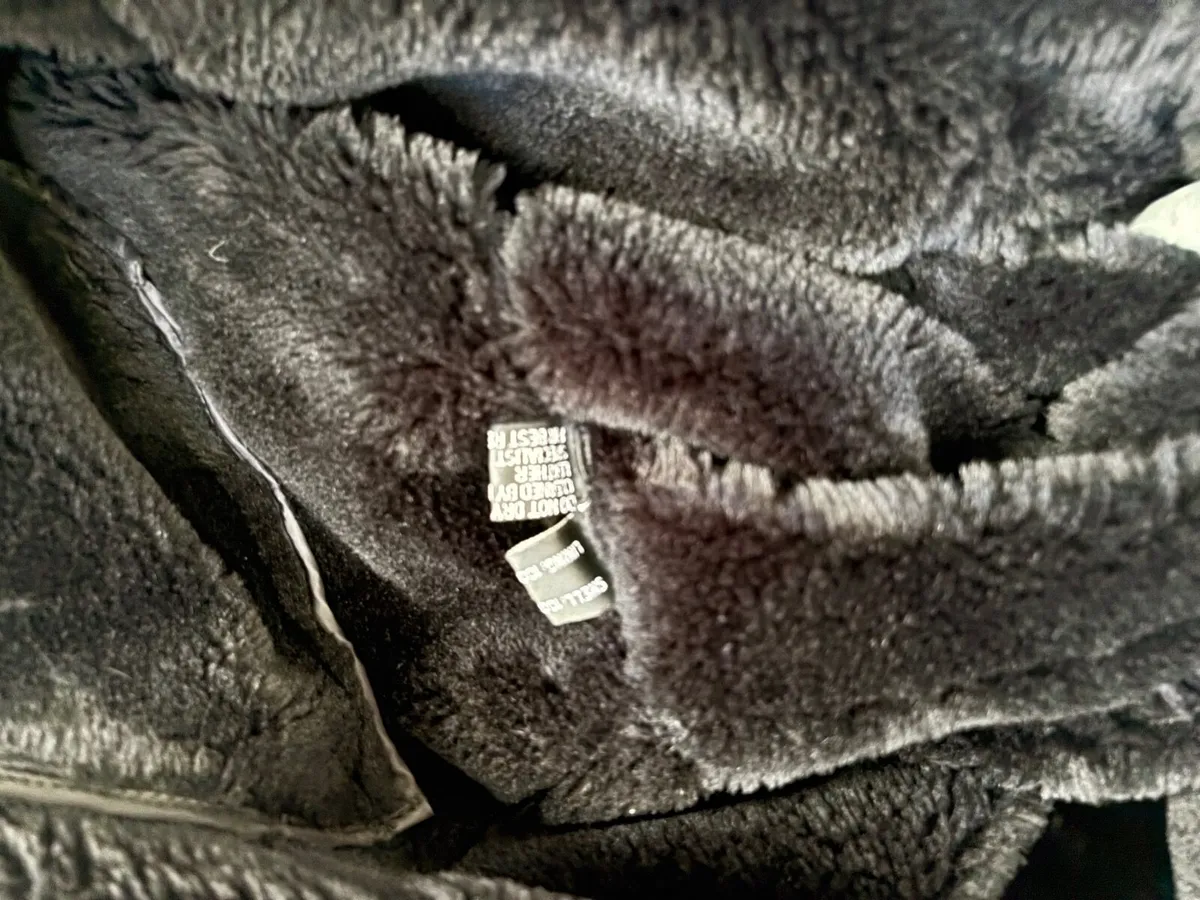 Woman’s clothes - Image 3