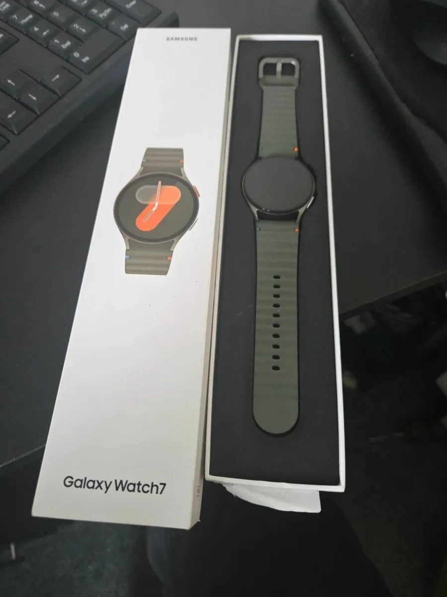Samsung Galaxy Watch7 - Image 1
