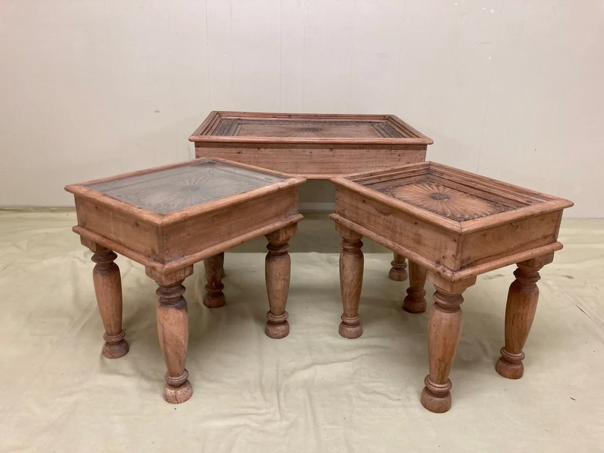 Set Moroccan Occasional Tables - Image 4
