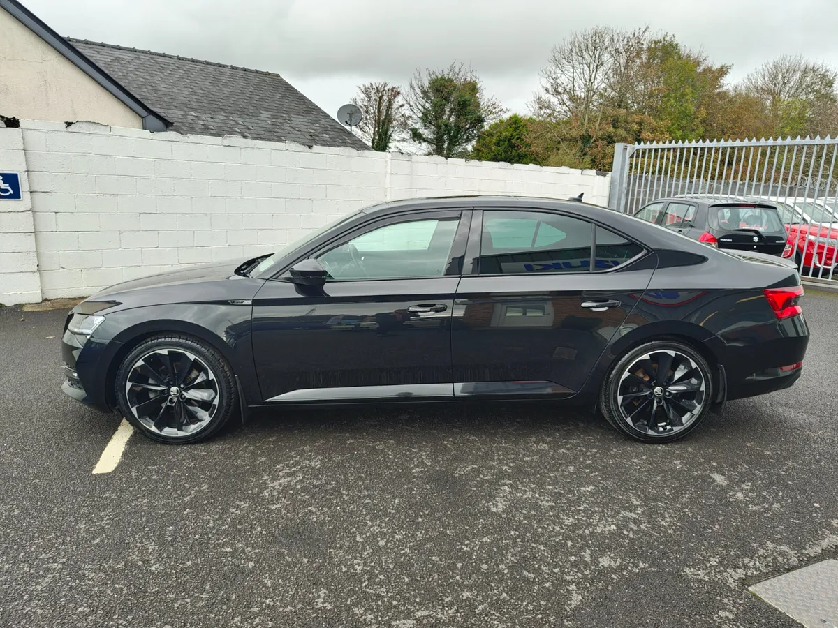 Skoda Superb Sportline 2.0TDI *DSG* - Image 4