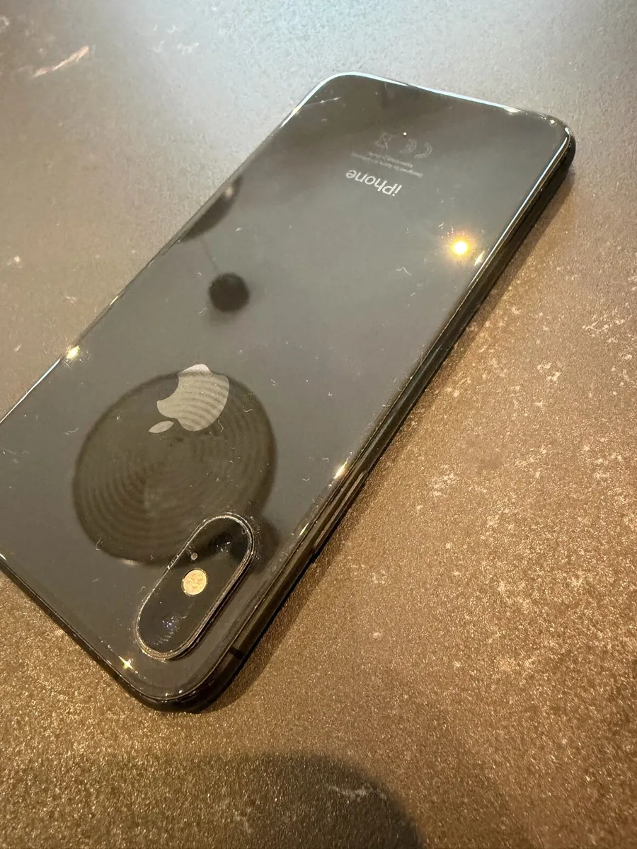 Apple iPhone Xs 64gb - Image 4