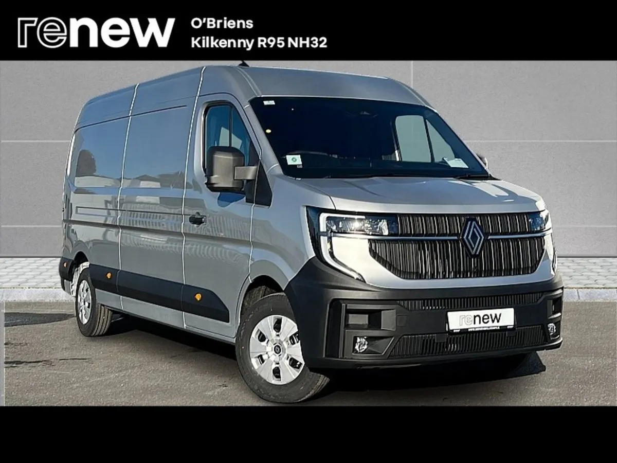 Renault Master Lm35 Advance 2.0 DCI 150 BHP - Image 1