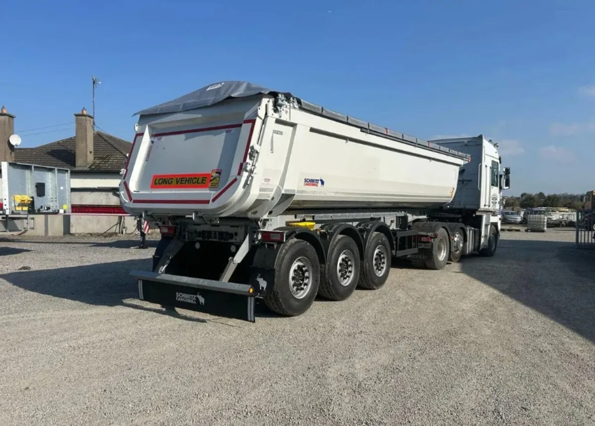 NEW SCHMITZ 8.2m TIPPER - Image 1