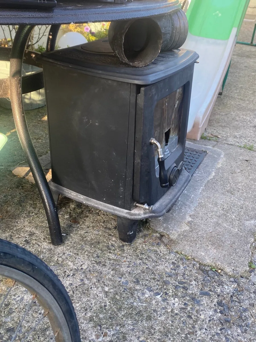 Stove - Image 2