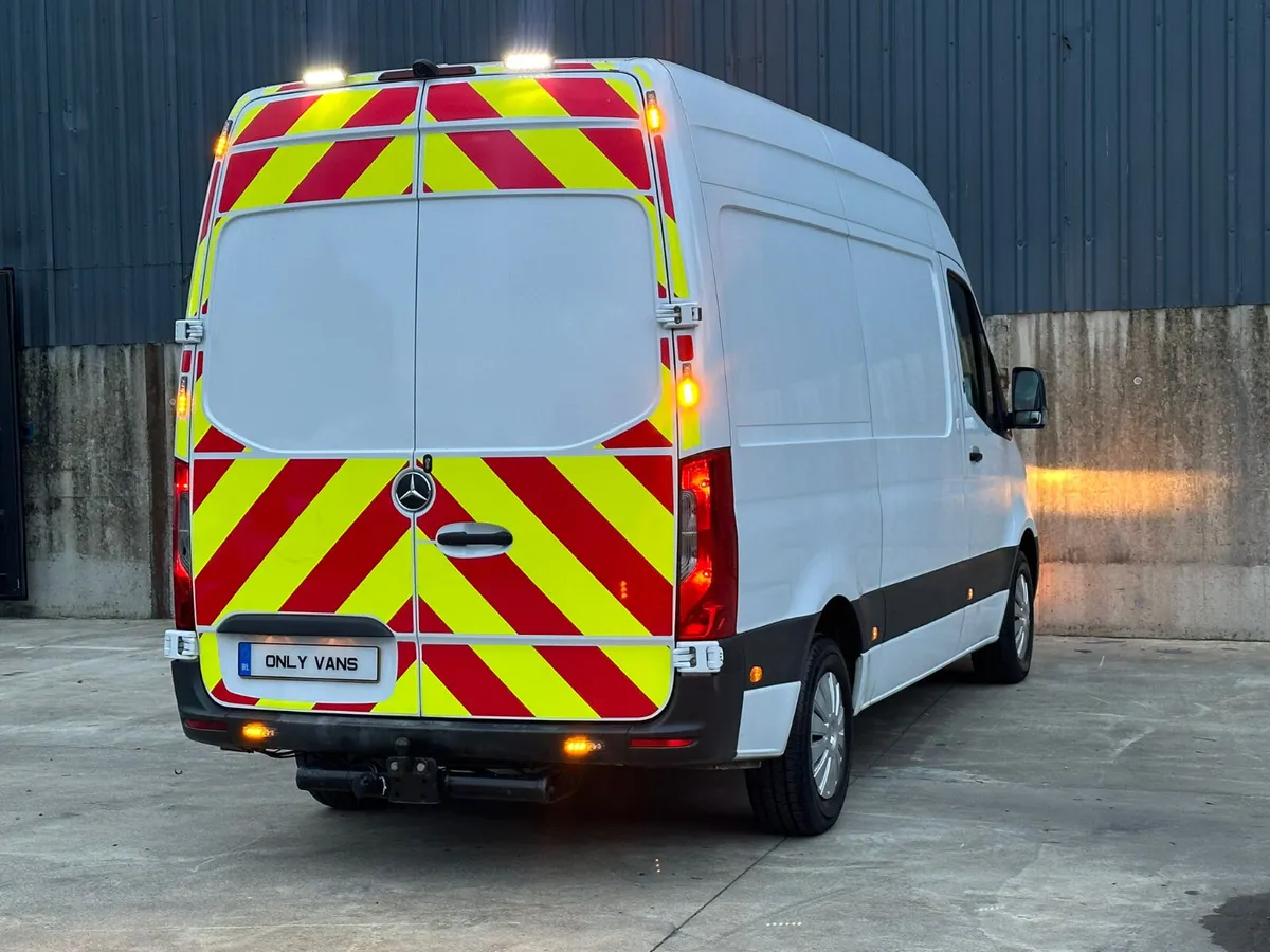 Mercedes-Benz Sprinter 2018 - Image 1