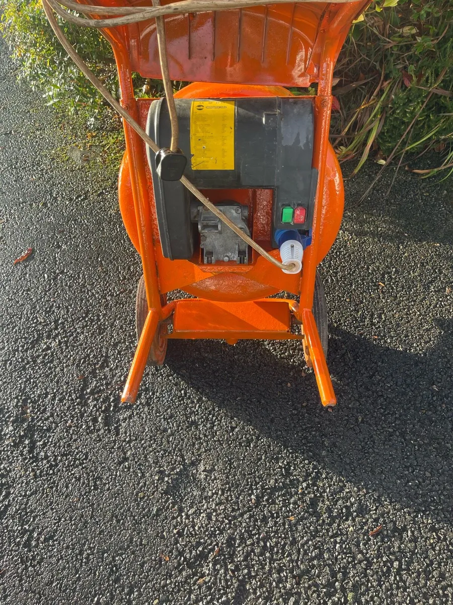 Belle Electric Cement Mixer 240v. - Image 4