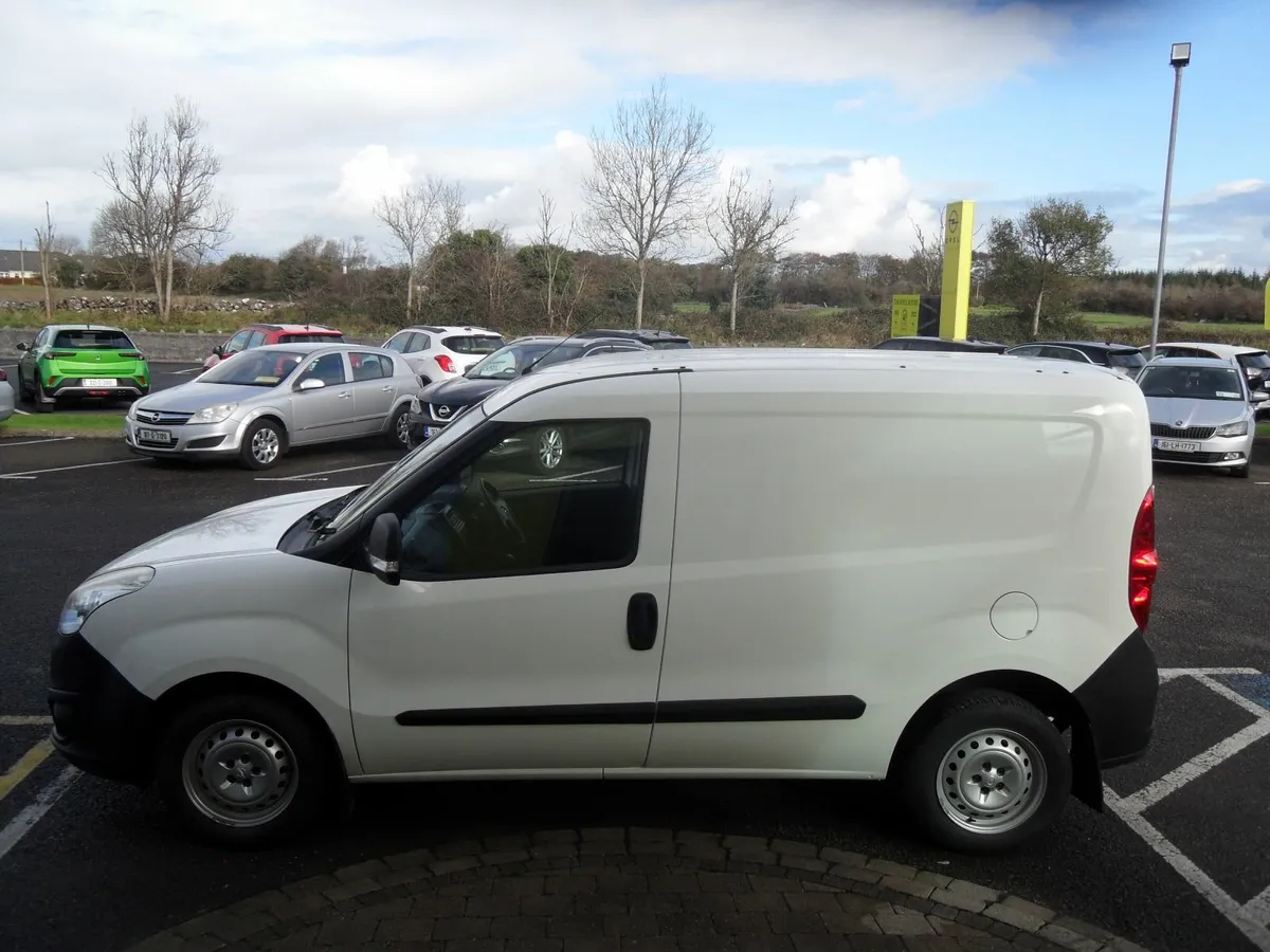 Opel Combo 2018 - Image 4